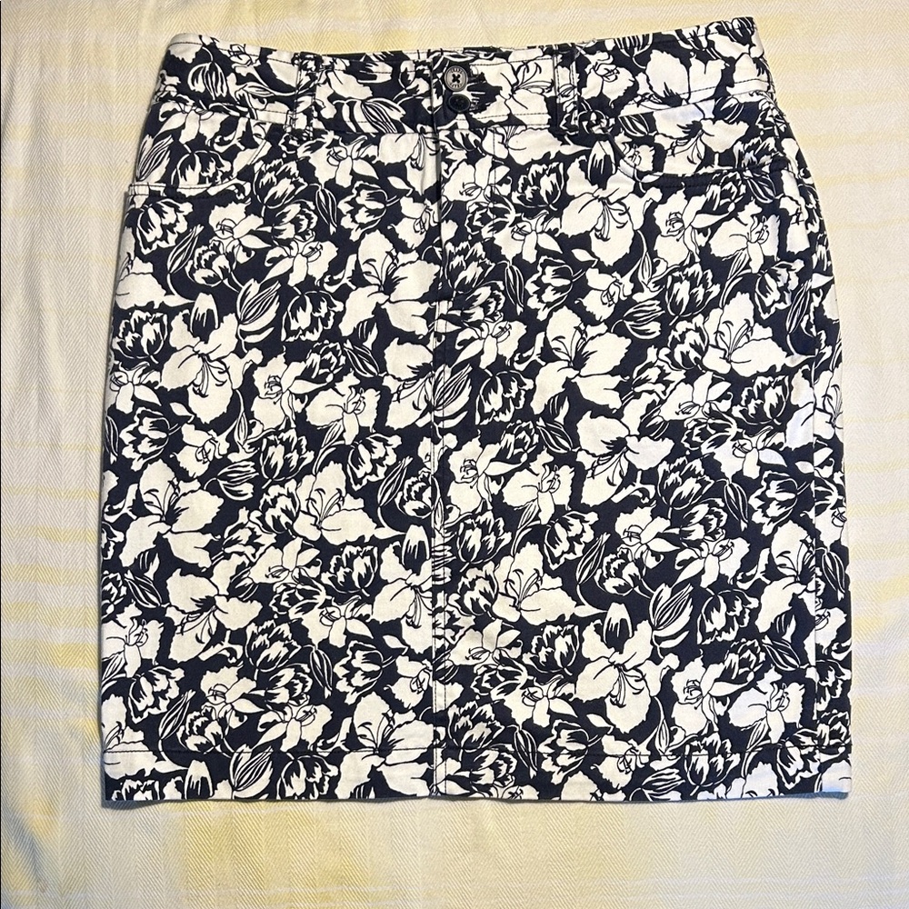 Chaps Tropical Floral Mini Skirt size 4
